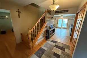 10274 Laurens Dr NE, Bolivar, OH 44612 - Photo 3