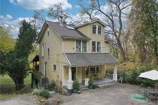 2863 W 11th St, Loveland, OH 44113 - Photo 1