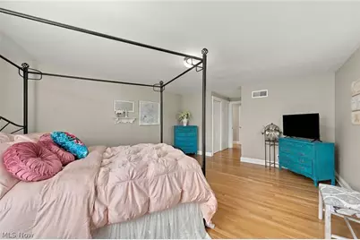 21351 Almar, Huber Heights, OH 44122 - Photo 29