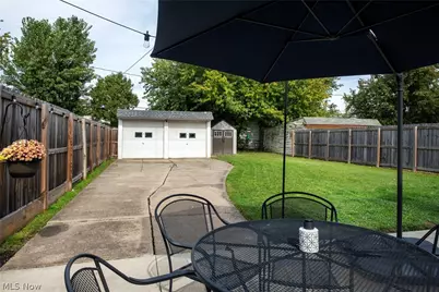 16908 Laverne Avenue, Loveland, OH 44135 - Photo 39