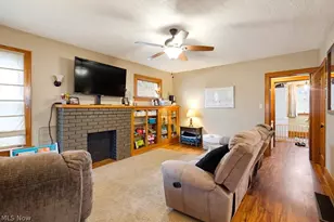 932 4th St NE, Massillon, OH 44646 - Photo 7