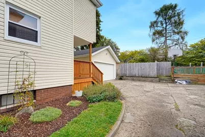 932 4th Street NE, Massillon, OH 44646 - Photo 3