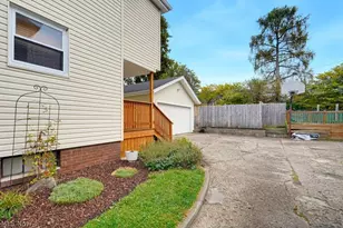 932 4th St NE, Massillon, OH 44646 - Photo 3