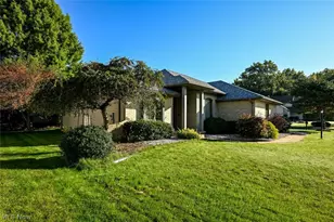 610 Chestnut Ln, Boardman, OH 44512 - Photo 5