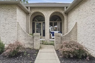 4609 Kingsrow Avenue NW, Canton, OH 44709 - Photo 7