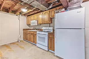 1284 Canyon View Rd, Sagamore Hills, OH 44067 - Photo 29