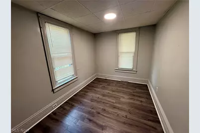 196 Jewett Street, Akron, OH 44305 - Photo 9