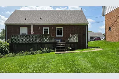 143 Preston Avenue, Weirton, WV 26062 - Photo 13