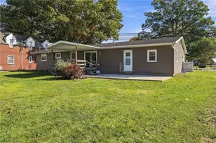 1010 S Broadway St, New Philadelphia, OH 44663 - Photo 3