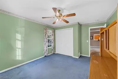 504 Heather Woods Drive, Elyria, OH 44035 - Photo 17