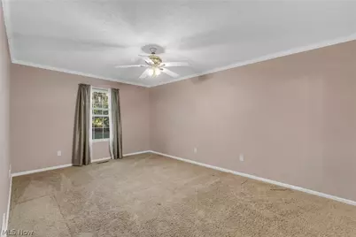 504 Heather Woods Drive, Elyria, OH 44035 - Photo 13