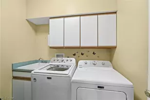 8519 Windsor Way, Grandview Heights, OH 44147 - Photo 25