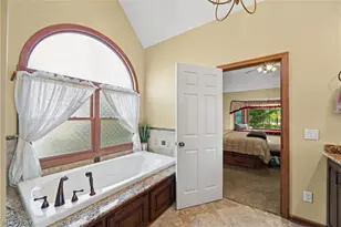 8519 Windsor Way, Grandview Heights, OH 44147 - Photo 23