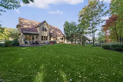 8519 Windsor Way, Grandview Heights, OH 44147 - Photo 37
