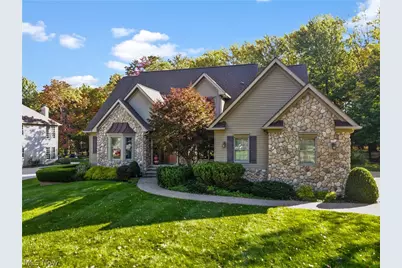 8519 Windsor Way, Grandview Heights, OH 44147 - Photo 1