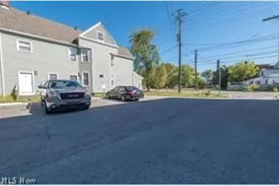2082 W 65th, Loveland, OH 44102 - Photo 7