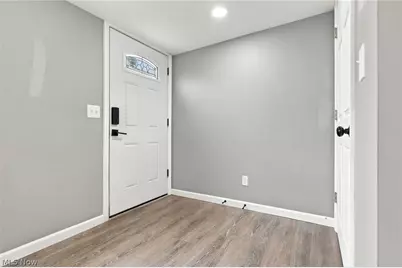 1833 Springfield Center Road, Akron, OH 44312 - Photo 9