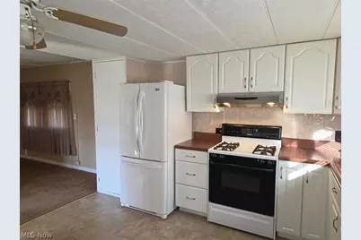 701 N Main Street #30, Wellington, OH 44090 - Photo 7