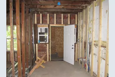 1231 E 124th Street, Loveland, OH 44108 - Photo 11