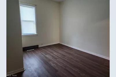 221 Washington Street, Coshocton, OH 43812 - Photo 9