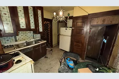 643 E 107th Street, Loveland, OH 44108 - Photo 13