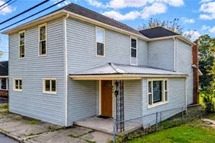 307 S State St, Crooksville, OH 43731 - Photo 1