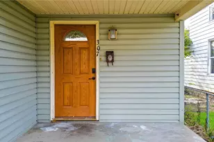 307 S State St, Crooksville, OH 43731 - Photo 3