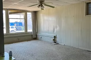 117 N 10th St, Cambridge, OH 43725 - Photo 9