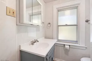 793 Storer Ave, Akron, OH 44320 - Photo 23