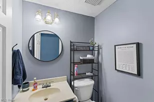 3597 Stratavon Dr NW, North Canton, OH 44720 - Photo 33