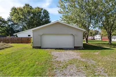 2665 Lyndale Avenue NW, Massillon, OH 44647 - Photo 29