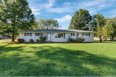 2665 Lyndale Avenue NW, Massillon, OH 44647 - Photo 1