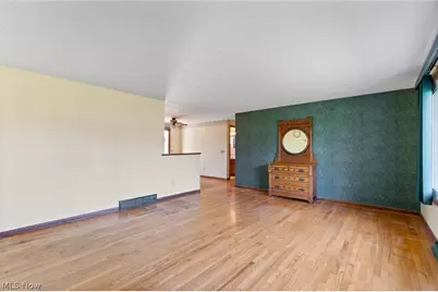 2665 Lyndale Avenue NW, Massillon, OH 44647 - Photo 5