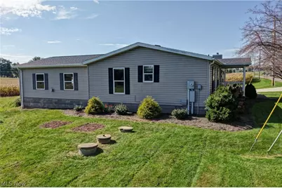 2955 Winklepleck Road NW, Sugarcreek, OH 44681 - Photo 9