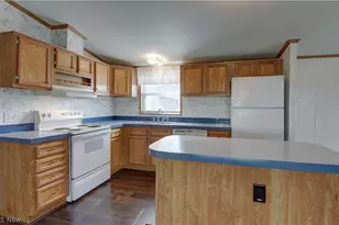2955 Winklepleck Rd NW, Sugarcreek, OH 44681 - Photo 13