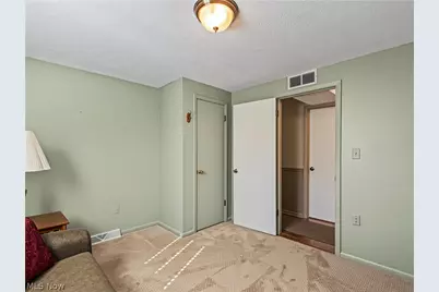 6187 Carlyle Drive, Green Hills, OH 44131 - Photo 23