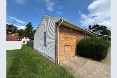 3611 11th Street SW, Canton, OH 44710 - Photo 5