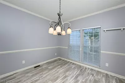 1930 Northgate Circle, Akron, OH 44320 - Photo 9