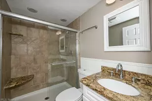 1930 Northgate Cir, Akron, OH 44320 - Photo 29