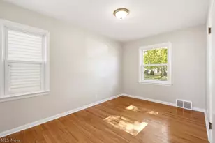 29025 Barjode Rd, Willowick, OH 44095 - Photo 13