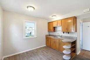 29025 Barjode Rd, Willowick, OH 44095 - Photo 5