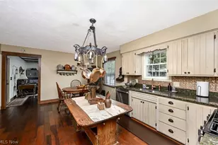 2037 54th St NE, Canton, OH 44705 - Photo 9