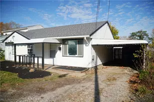 1926 W 21st St, Lorain, OH 44052 - Photo 3