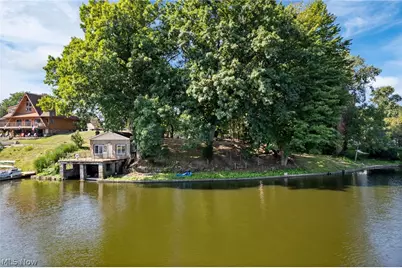 4007 Melton Avenue, Akron, OH 44319 - Photo 1