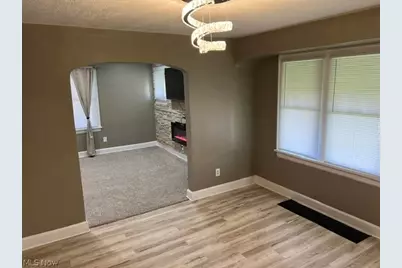 565 Eva Avenue, Akron, OH 44301 - Photo 11