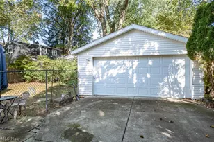 1425 Westvale Ave, Akron, OH 44313 - Photo 39