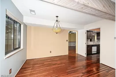 879 Hampton Ridge Drive, Akron, OH 44313 - Photo 5