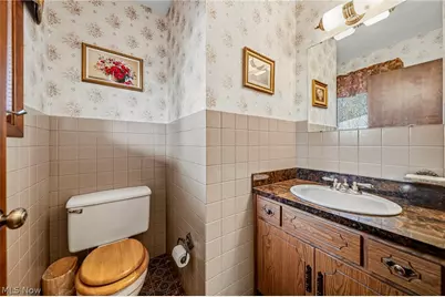 520 Orchardview Avenue, Green Hills, OH 44113 - Photo 21