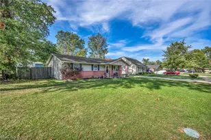 1700 Urban Cir S, Lorain, OH 44053 - Photo 3