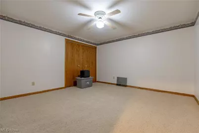 6913 Salerno Street NW, Canton, OH 44718 - Photo 39